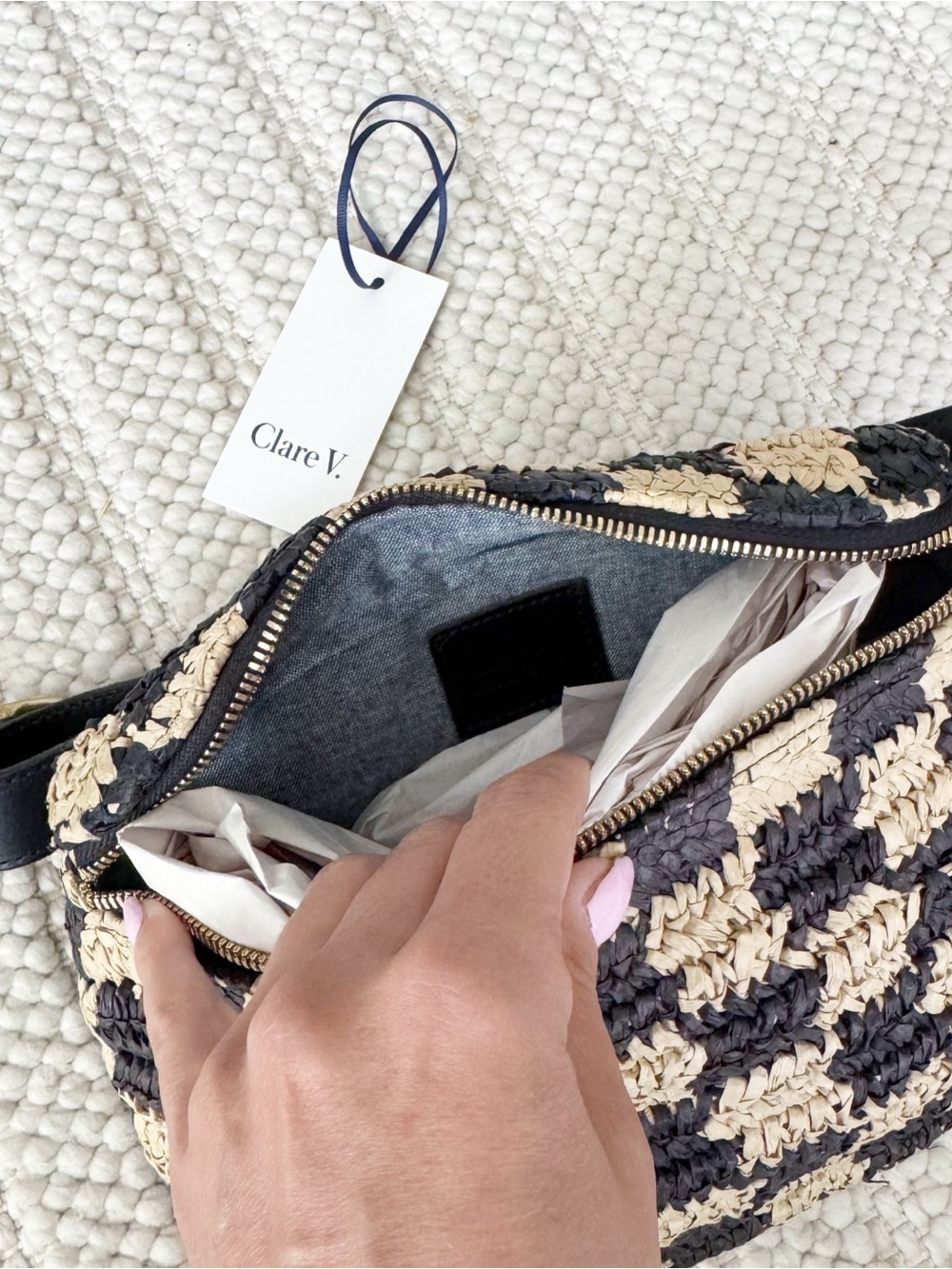 Clare V Checkerboard Woven Belt Bag NWT Black Natural Checker Raffia - Picture 8 of 9